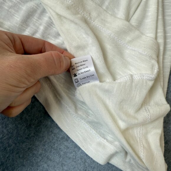 Plume & Thread Womens Size 3  / Large White Sleeveless Tunic Tank Top Asymmetric - Picture 11 of 13